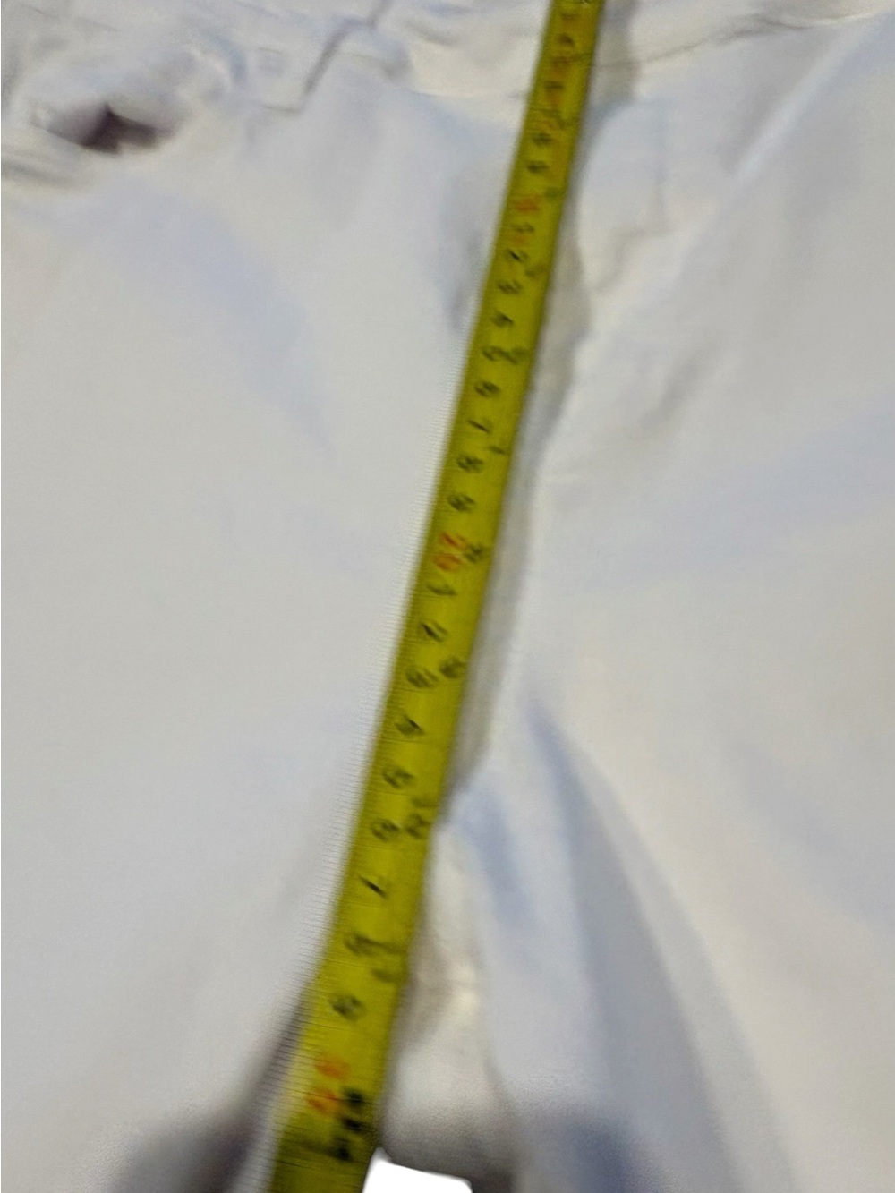 Kut from the Kloth - Women's Amy Cropped Straight Leg jean. Size 16. White - Picture 13 of 15